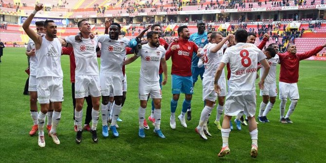 Sivasspor başarılı performansıyla taraftarını heyecanlandırdı