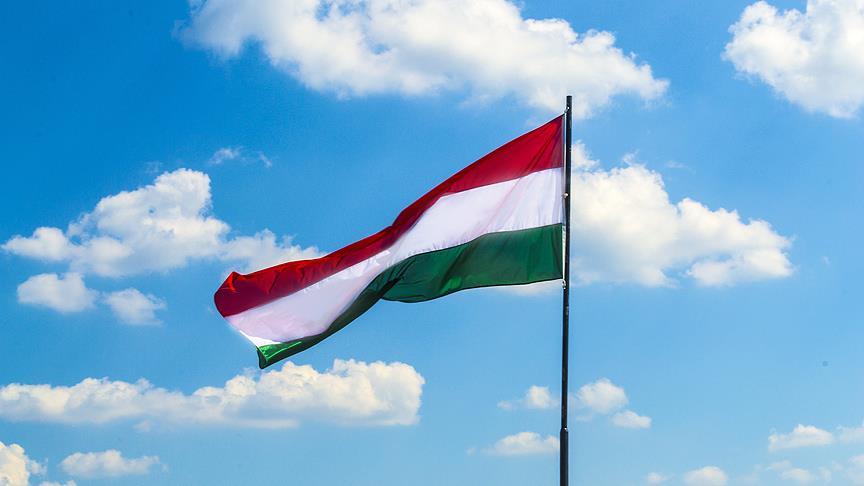 Macaristan'da "acil durum" uzatıldı