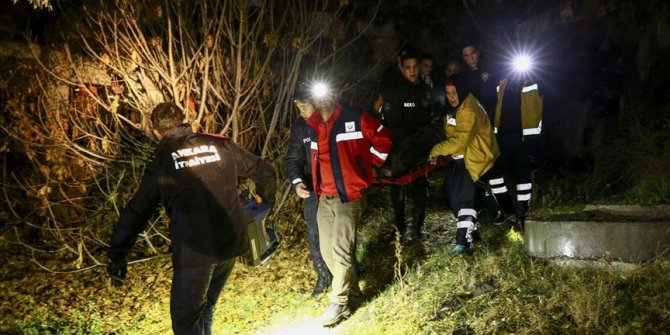 Ankara Kalesi'nden düşen kişi yaralandı