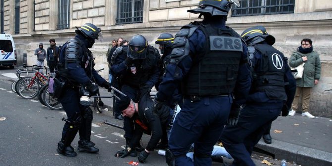 Fransa'da polis şiddetinin bilançosu ağır: 5 kişinin eli koptu