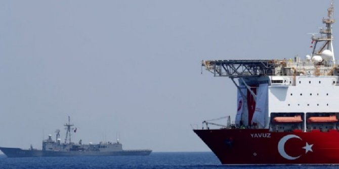 Doğu Akdeniz'de İsrail'e engel! Türk donanması İsrail gemisini engelledi