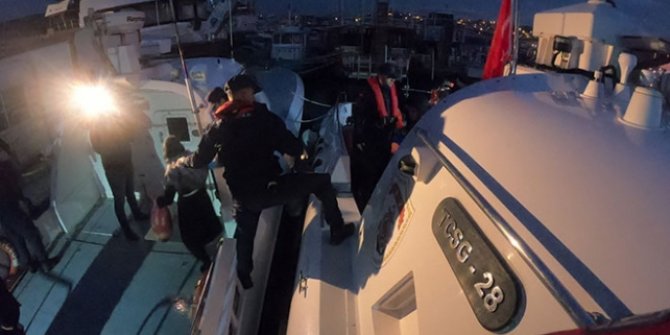 Balıkesir'de 35 düzensiz göçmen yakalandı