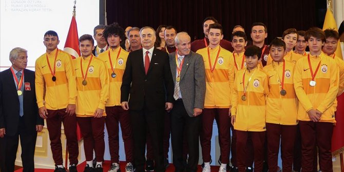 Galatasaray Kulübünde olağanüstü divan kurulu toplantısı yapıldı