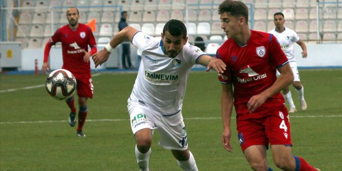 Hüseyin Eroğlu'ndan genç futbolcu Ravil Tagir'e övgü