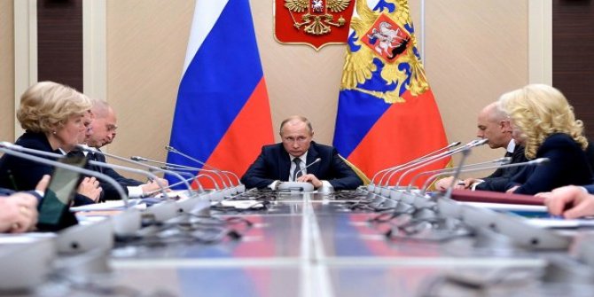 Rusya'da yeni hükümet açıklandı