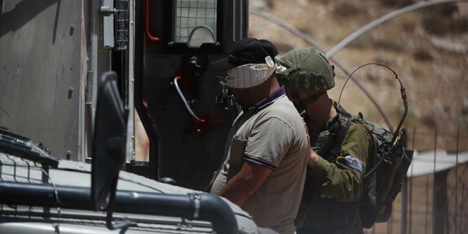 İsrail güçleri Batı Şeria'da 17 Filistinliyi gözaltına aldı