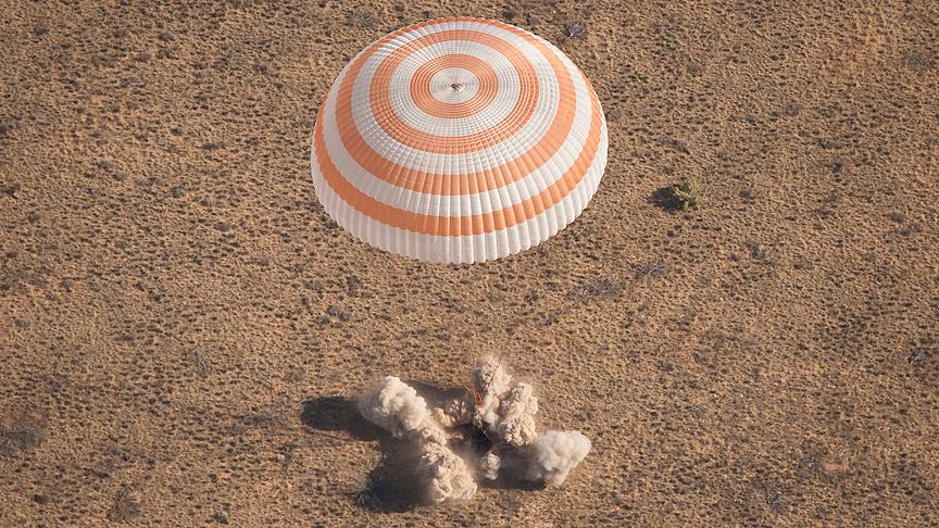 Soyuz kapsülü Dünya'ya döndü