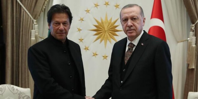 Pakistan Başbakanı Han: "Türkiye'ye her alanda kapımız açık"