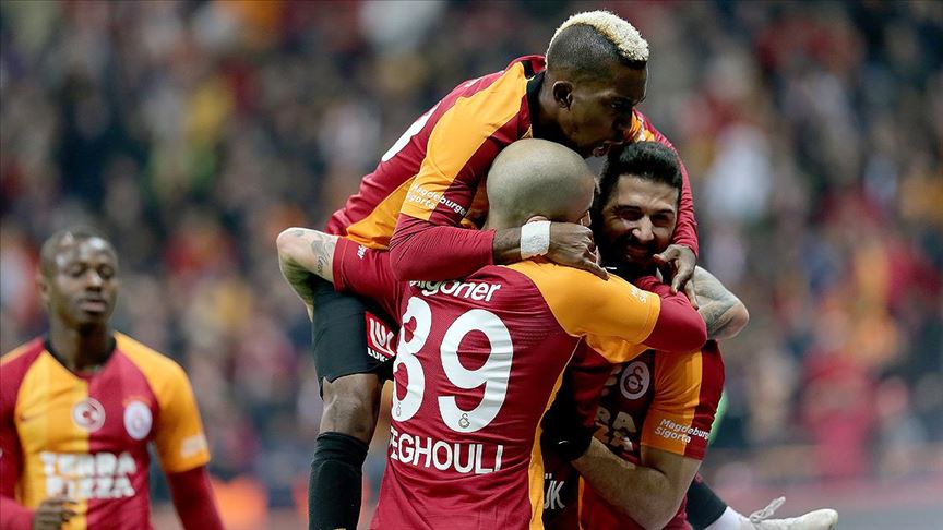 Galatasaray galibiyet serisini sürdürdü