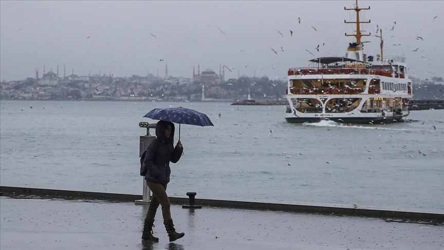 İstanbul yağışlı ve serin havanın etkisine giriyor