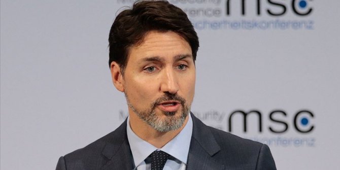 Kanada Başbakanı Trudeau evindeki karantinadan çıktı