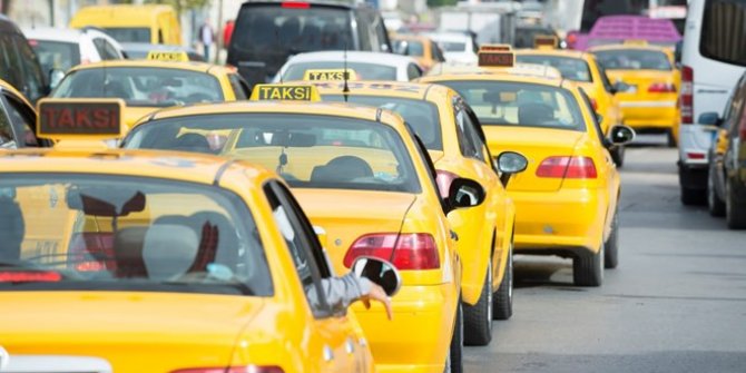 Taksiciler ve minibüsçüler sigorta prim desteği bekliyor