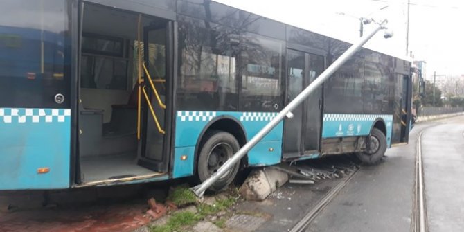İstanbul'da halk otobüsü kazası
