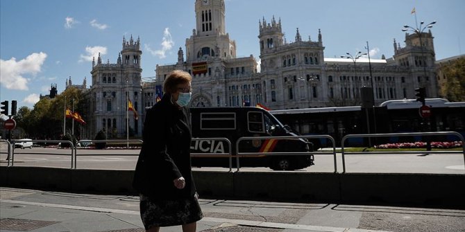 İspanya'da son 24 saatte 757 kişi hayatını kaybetti