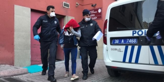 Kayseri'de hırsızlar ev sahibine yakalandı