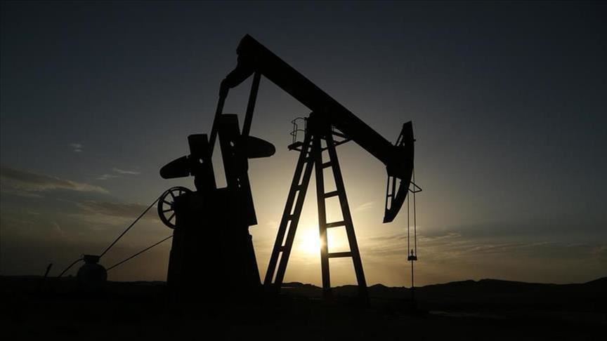Brent petrolün varili 42,77 dolar