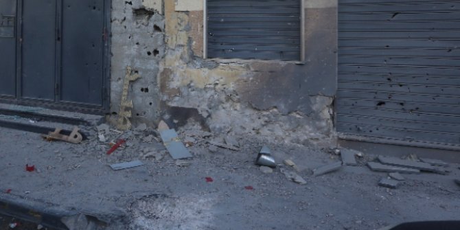 Darbeci Hafter'in tuzakladığı patlayıcılar iki sivili öldürdü