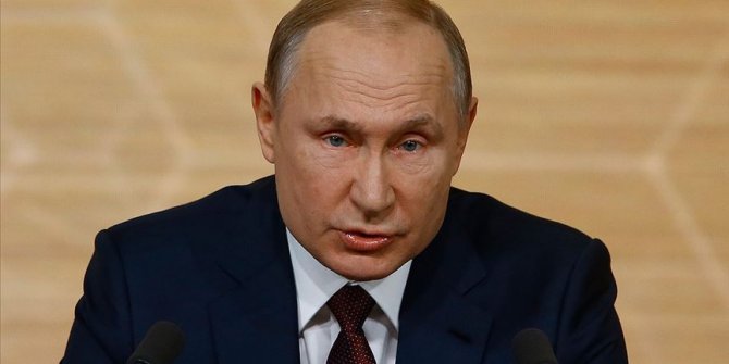 Putin: Rusya’da salgın zirve noktasını geçti