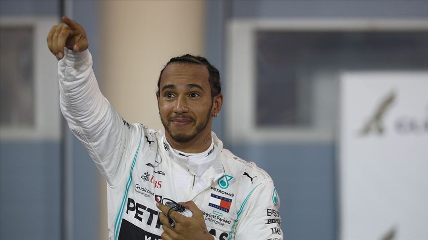 Formula 1'de Mercedes'ten Hamilton'a George Floyd desteği