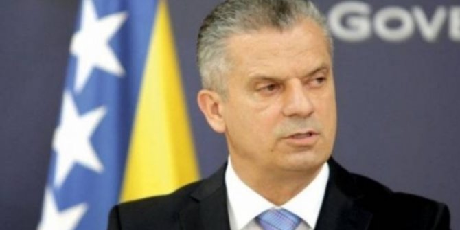Bosna Hersek Güvenlik Bakanı Radoncic istifa etti