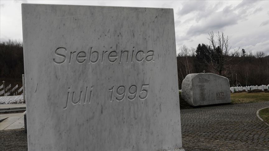 Srebrenitsa'daki soykırımda öldürülen 8 kurbanın cenazesi 11 Temmuz'da defnedilecek