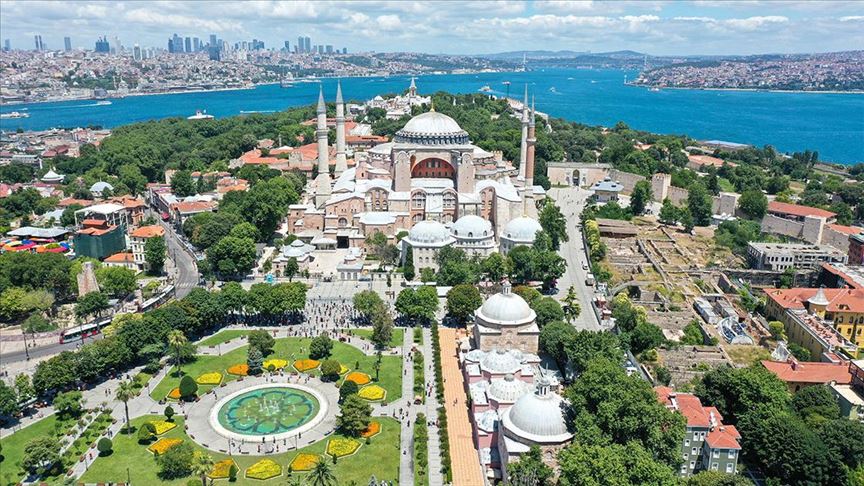İstanbul Valisi Ali Yerlikaya'dan 'Ayasofya' paylaşımı