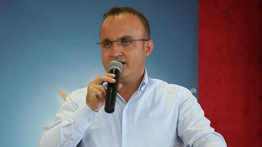 Turan: CHP toplantısında dün bir rezalete şahitlik ettik