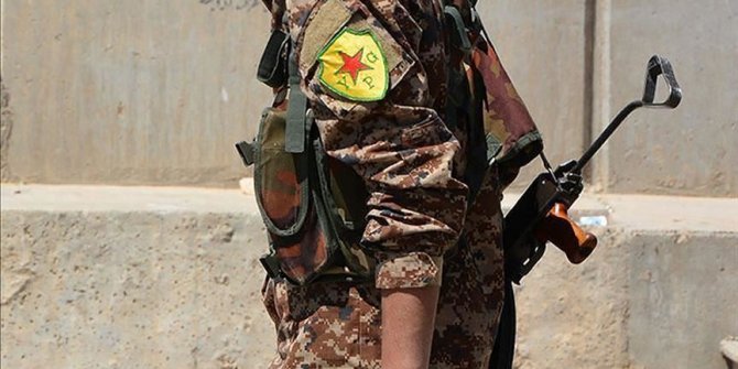 Suriye'de terör örgütü YPG/PKK’nın eğitim dayatmasına bölge halkından tepki