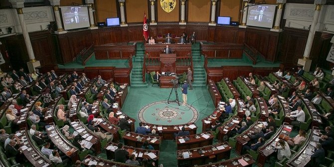 Tunus basını: Cumhurbaşkanı Said Başbakan Fahfah'tan istifasını istedi