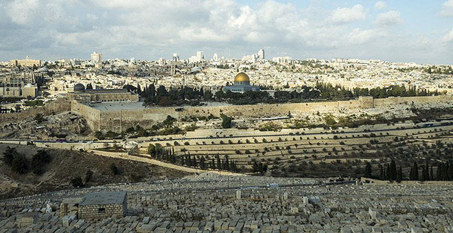 Papa'dan 'Kudüs'ün statüsüne saygı' çağrısı