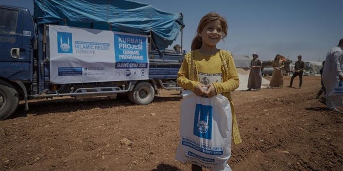 İslamic Relief'den Suriye'de 70 bin kişiye kurban eti