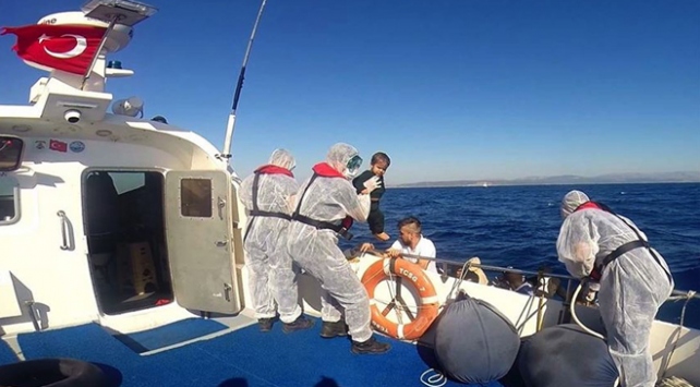 Sahil Güvenlik ekipleri 41 sığınmacıyı kurtardı