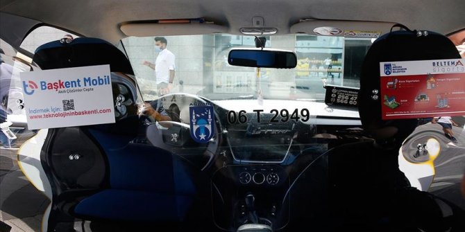 Başkentteki taksilerde Kovid-19'la mücadelede 'şeffaf panel' dönemi başlıyor