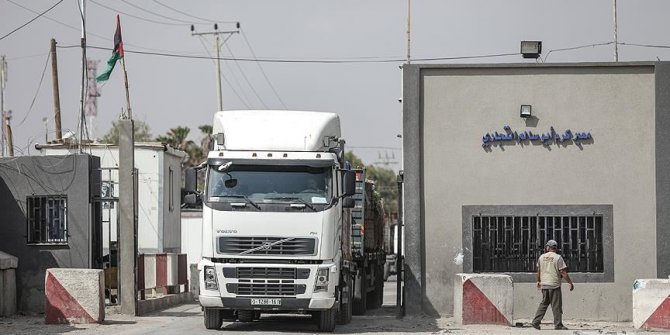 İsrail, Gazze'nin tek ticaret kapısını da kapatıyor