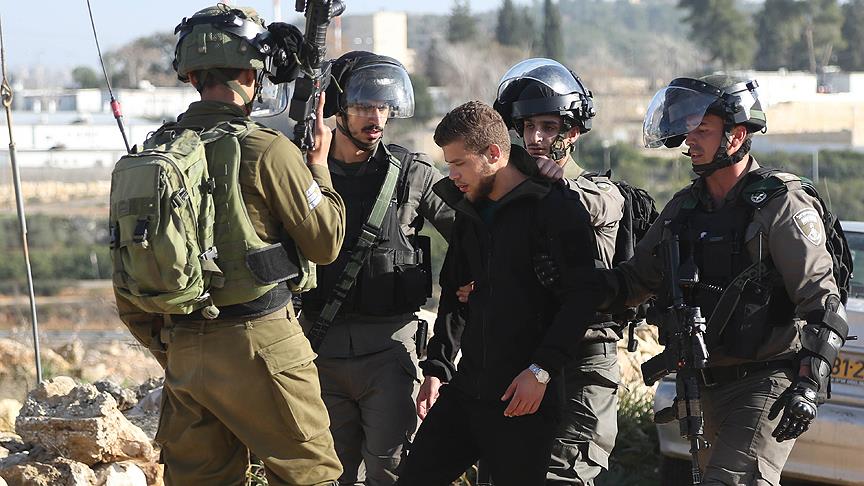 İsrail polisi Kudüs'te 30 Filistinliyi gözaltına aldı