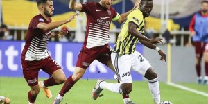 Fenerbahçe, 9 kişi kalan Hatayspor'u yenemedi