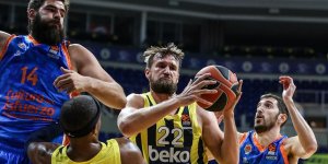 Fenerbahçe Beko, Valencia Basket'e 90-86 mağlup oldu