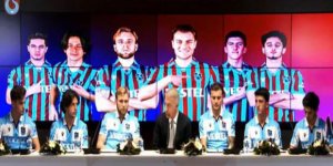 Trabzonspor'da 6 isim için imza töreni