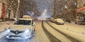 Meteoroloji İstanbul'u sarı kodla uyardı: Kar, fırtına, sağanak bekleniyor