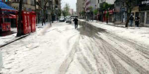 Eskişehir'de dolu ve sel etkili oldu
