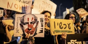 Gazze'de ateşkes isteyen İsraillilerden Tel Aviv'de yeni protesto