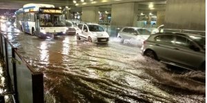 Başkentte sağanak etkili oldu
