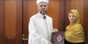 Polonyalı Monika İslamiyet'i seçti