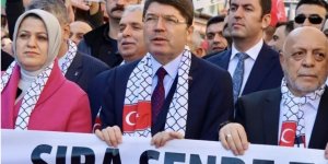 Bakan Tunç "Teröre Lanet, Filistin'e Özgürlük Yürüyüşü"ne katıldı