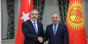 Dışişleri Bakanı Fidan, Kırgızistan Meclis Başkanı Şakiyev ile görüştü