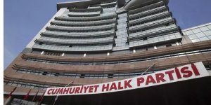 CHP'de "yetki" krizi istifa getirdi