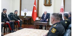 Bakan Güler, Azerbaycan Silahlı Kuvvetlerinde görevli generalleri kabul etti
