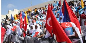 Türkiye ile imzalanan anlaşmaya destek gösterisinde konuştu: Türkiye, Somali halkının yaşadığı sorunları hissetmektedir