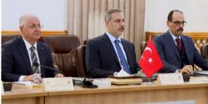 Irak'taki kritik güvenlik zirvesi başladı