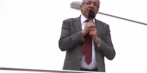 CHP'de yine kriz: Genel başkanını böyle sahneye çağırdı! "Çırağım Özgür"